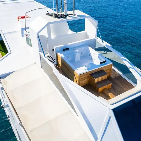 Båthotell Yalikavak Matilda Mega Yacth Bodrum