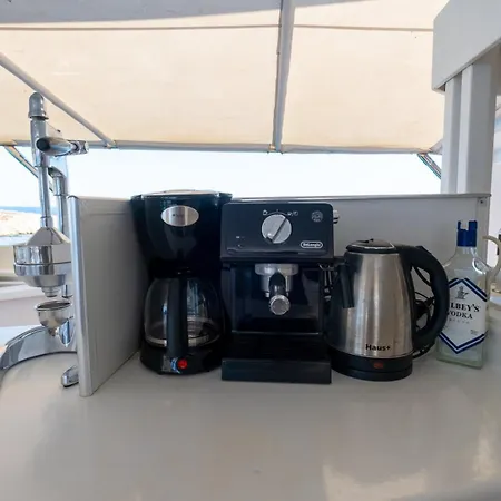 Botel Yalikavak Matilda Mega Yacth Bodrum